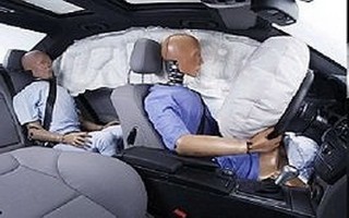 Túi khí trên xe ô tô và những lưu ý lái xe tuyệt đối phải tránh