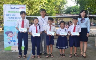Công ty Đức Thành: Trao học bổng “Tiếp sức đến trường” cho học sinh huyện Châu Thành