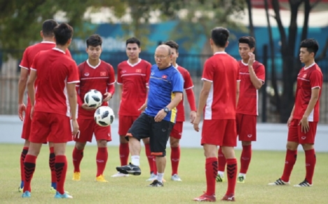 HLV Park Hang-seo: ‘AFF Cup là điều khoản đặc biệt trong hợp đồng của tôi’