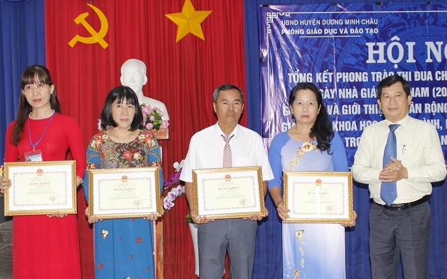 Giới thiệu, phổ biến sáng kiến, giải pháp khoa học của ngành GD&ĐT