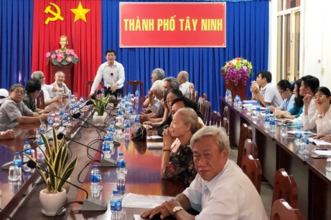 UBND Thành phố: Lấy ý kiến nguyên lãnh đạo Thành phố về phương án chỉnh trang khu đô thị, Chợ Thành phố