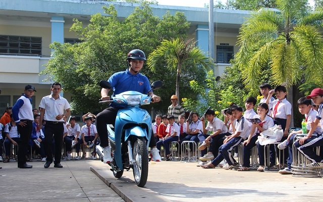 Ngày hội Thanh niên với văn hoá giao thông