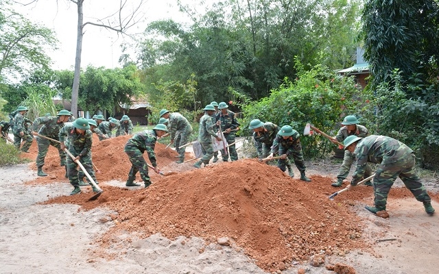 Trung đoàn 1, Sư đoàn 9 ra quân làm công tác dân vận tại Tân Châu