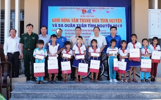 Huyện đoàn Tân Châu ra quân “Xuân tình nguyện” năm 2019