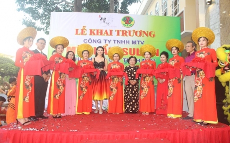 Khai trương Showroom mỹ phẩm Suljin