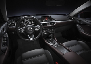 Mazda6 - sedan cỡ D đáng mua trong tầm giá 800 triệu đồng
