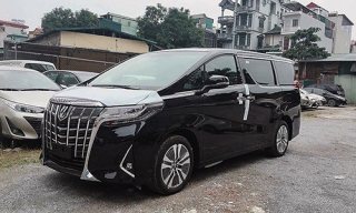 Toyota Alphard 2019 chính hãng về Việt Nam giá hơn 4 tỷ