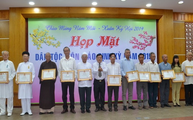 Họp mặt dân tộc, tôn giáo năm 2019