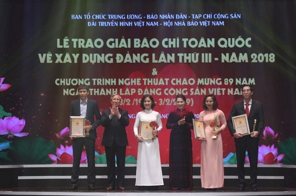 Trao Giải báo chí toàn quốc về xây dựng Đảng lần thứ III - năm 2018