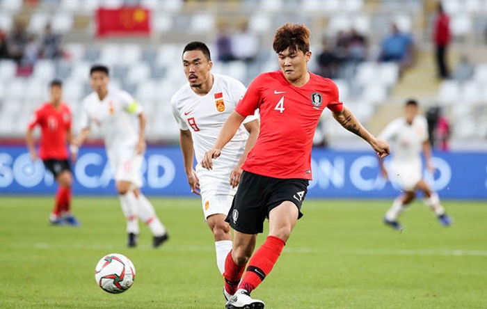 Trung vệ Hàn Quốc đầu quân cho CLB Trung Quốc sau Asian Cup