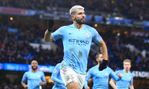 Man City hạ Arsenal nhờ hat-trick của Aguero