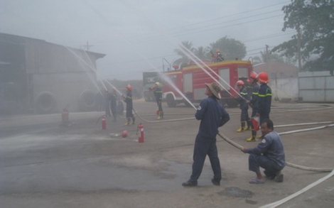 Công ty TNHH Thanh Bình thực tập phương án chữa cháy và cứu nạn, cứu hộ