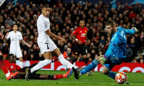 Man Utd thua PSG ở lượt đi Champions League