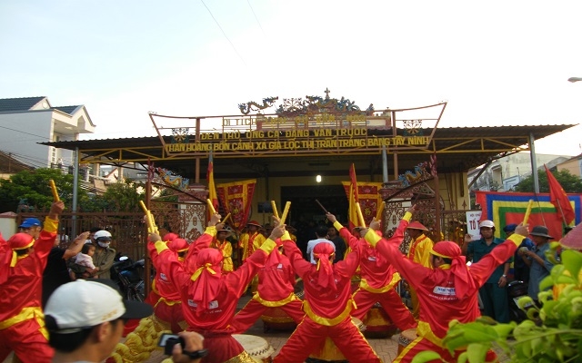 Chuyện về Lãnh binh Tòng