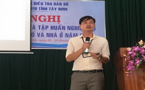 Triển khai kế hoạch và tập huấn nghiệp vụ tổng điều tra dân số, nhà ở năm 2019