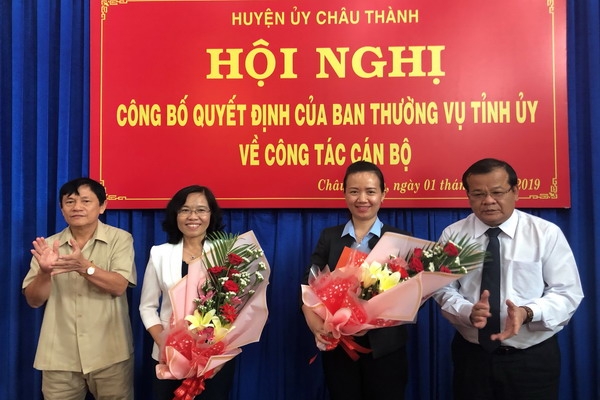 Trao quyết định điều động, chỉ định Bí thư Huyện ủy Châu Thành