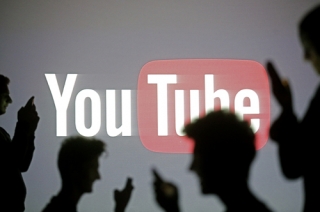 Sợ trẻ bị xâm hại, YouTube tắt bình luận video vị thành niên