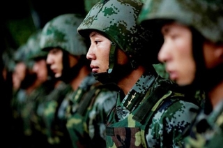 Trung Quốc duy trì mức tăng chi phí quốc phòng