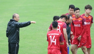 HLV Park Hang-seo loại năm cầu thủ khỏi U23 Việt Nam