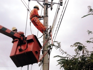 Bảo vệ an toàn hành lang lưới điện cao áp