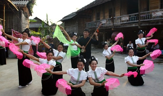 Trình UNESCO hồ sơ “Nghệ thuật xòe Thái” và “Nghệ thuật làm gốm của người Chăm”