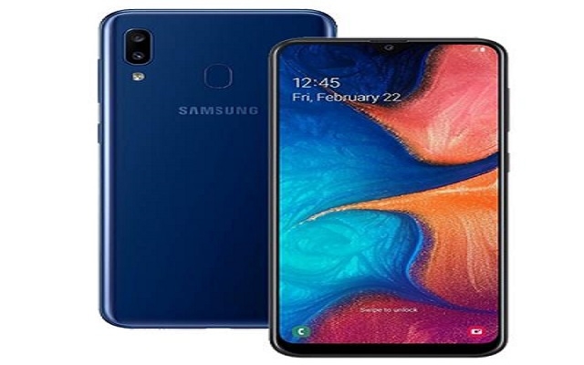 Galaxy A20 - smartphone rẻ nhất của Samsung có sạc nhanh