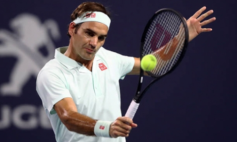 Federer thắng set trắng ở tứ kết Miami Mở rộng