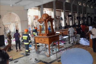 Sri Lanka bỏ lệnh giới nghiêm sau hàng loạt vụ nổ làm 800 người thương vong