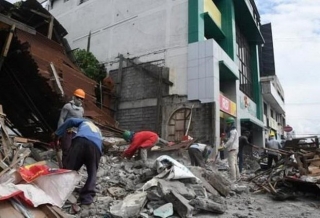 Động đất tại Philippines làm năm người thiệt mạng vì nhà sập