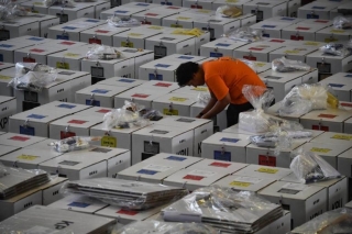 Bầu cử Indonesia: Hơn 270 nhân viên kiểm phiếu tử vong vì làm việc quá sức