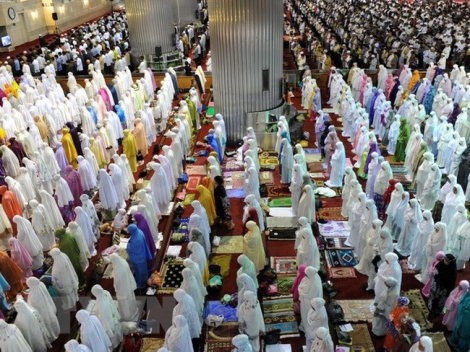 Thế giới Hồi giáo bước vào tháng lễ Ramadan 2019