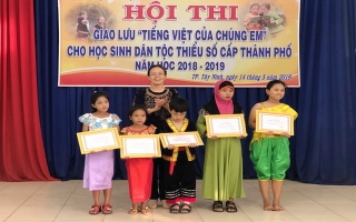 TP.Tây Ninh: Tổ chức giao lưu tiếng Việt cho học sinh dân tộc thiểu số