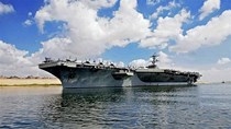 Iran đặt tàu Mỹ trong tầm bắn