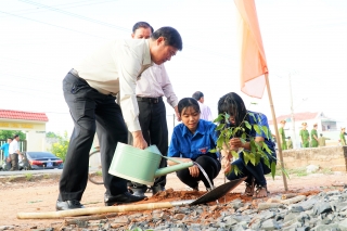 Tây Ninh: Phát động trồng cây “Đời đời nhớ ơn Bác Hồ”