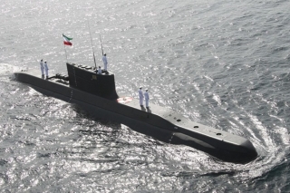 Iran tuyên bố sẽ đánh chìm tàu chiến Mỹ bằng vũ khí bí mật