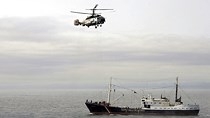 2 tàu chở hàng va chạm ngoài khơi Nhật Bản, 4 người mất tích
