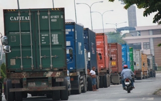 Thực hư thông tin xe chở hàng hoá bị “ùn tắc” tại bãi xe cửa khẩu Mộc Bài