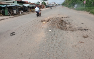 Xã An Tịnh: Dân lại khổ sở vì đường sá hư hỏng