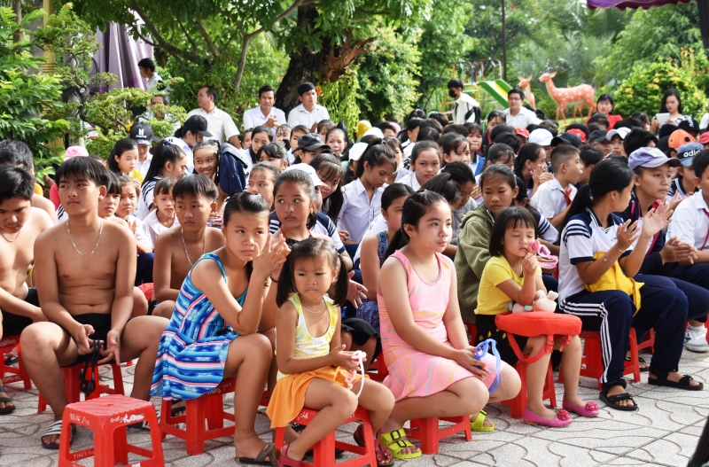 Huyện Dương Minh Châu: Phát động người dân tập luyện môn bơi, phòng chống đuối nước