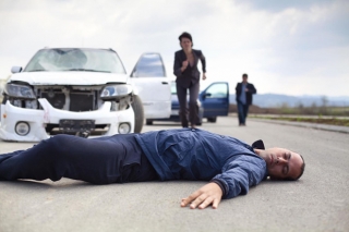 Vụ tài xế Vinasun bỏ chạy: Làm gì khi gặp nạn nhân tai nạn giao thông?