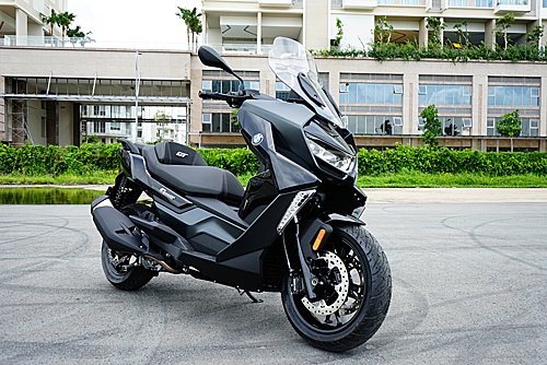 BMW C400X - xe ga thể thao giá 289 triệu tại Việt Nam