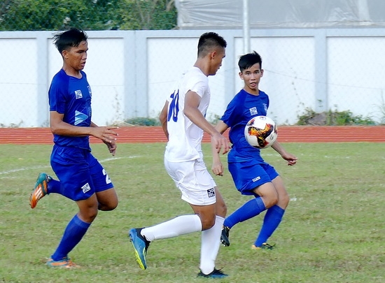 U17 Thanh Hóa và PVF vào bán kết