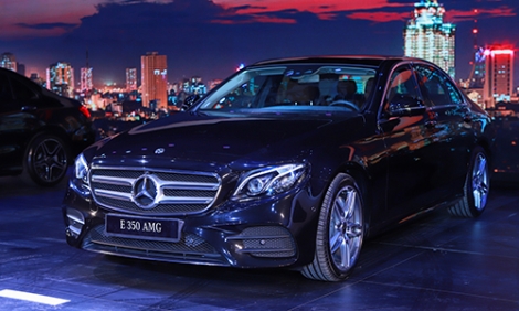 Mercedes E-class mới nâng cấp động cơ giá từ 2,13 tỷ đồng