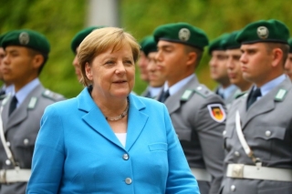 Người Đức nói gì về việc Thủ tướng Merkel run tay