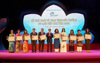 Vinh danh các doanh nghiệp du lịch hàng đầu Việt Nam 2019