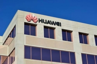 Mỹ cấm Huawei mua bán bằng sáng chế