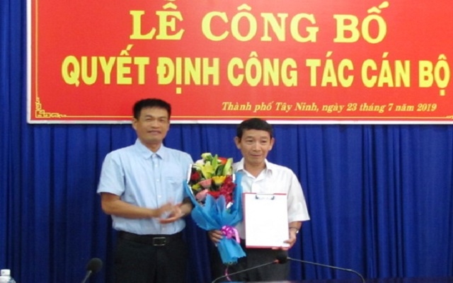 Thành ủy Tây Ninh công bố và trao quyết định về công tác cán bộ