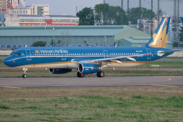 Máy bay Vietnam Airlines hạ cánh khẩn cấp tại Đà Nẵng để cấp cứu cho nữ hành khách