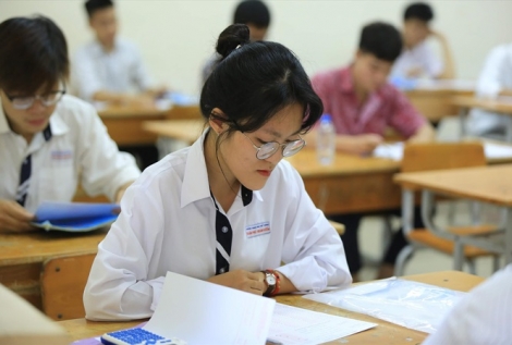 Đại học tung điểm sàn thấp vét thí sinh, Bộ GD&ĐT nói gì?