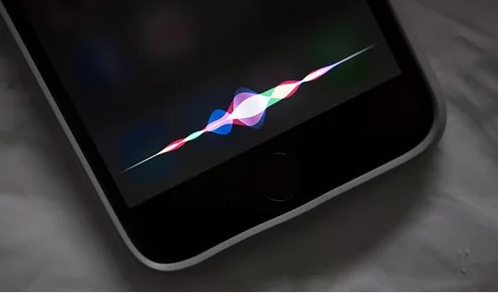 Apple bị kiện vì nghe lén người dùng qua Siri